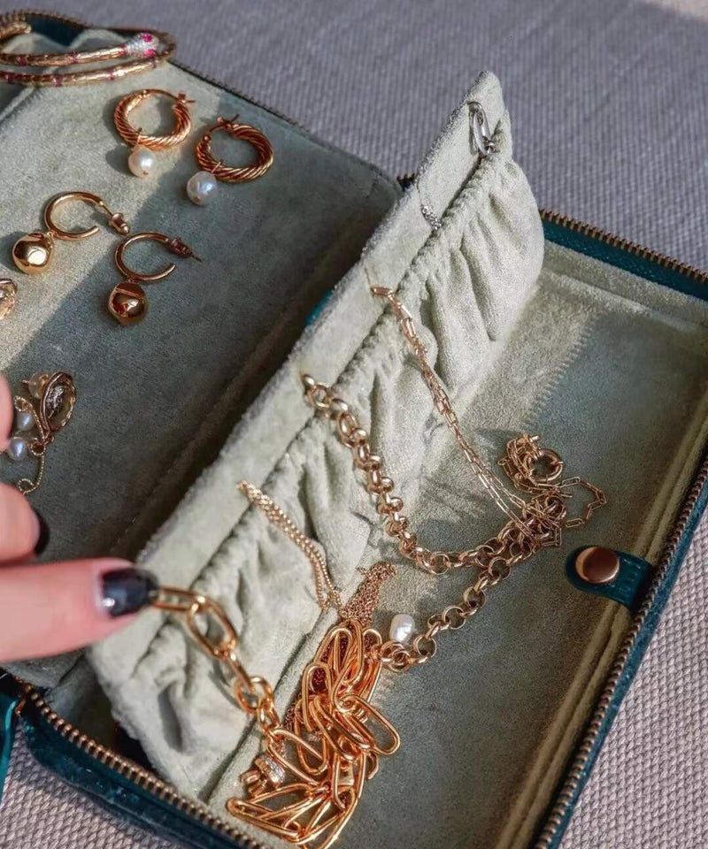 Luxury Velvet Jewelry Travel Case, Jewelry & Accessories Holder Organizer With Zipper