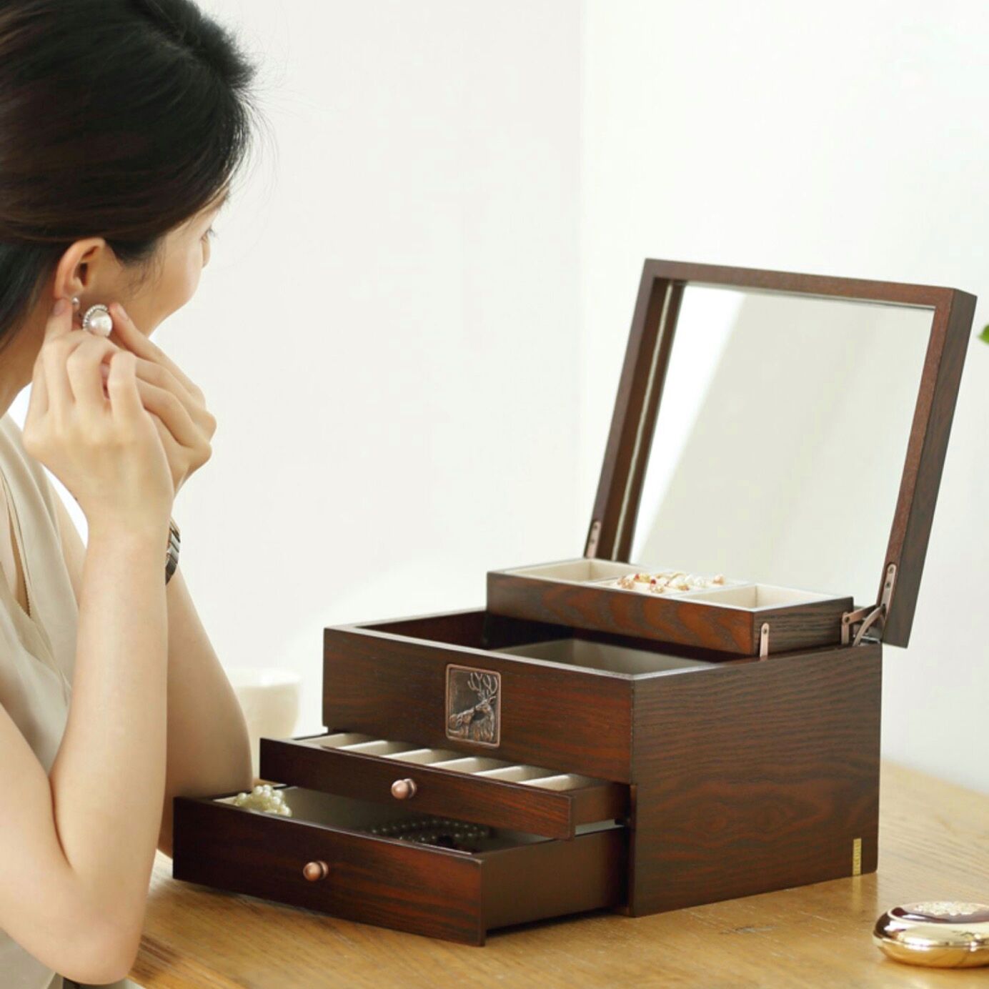 Life Style 4 Layers Wooden Jewelry Box Drawer Type Jewelry Organizer W ...