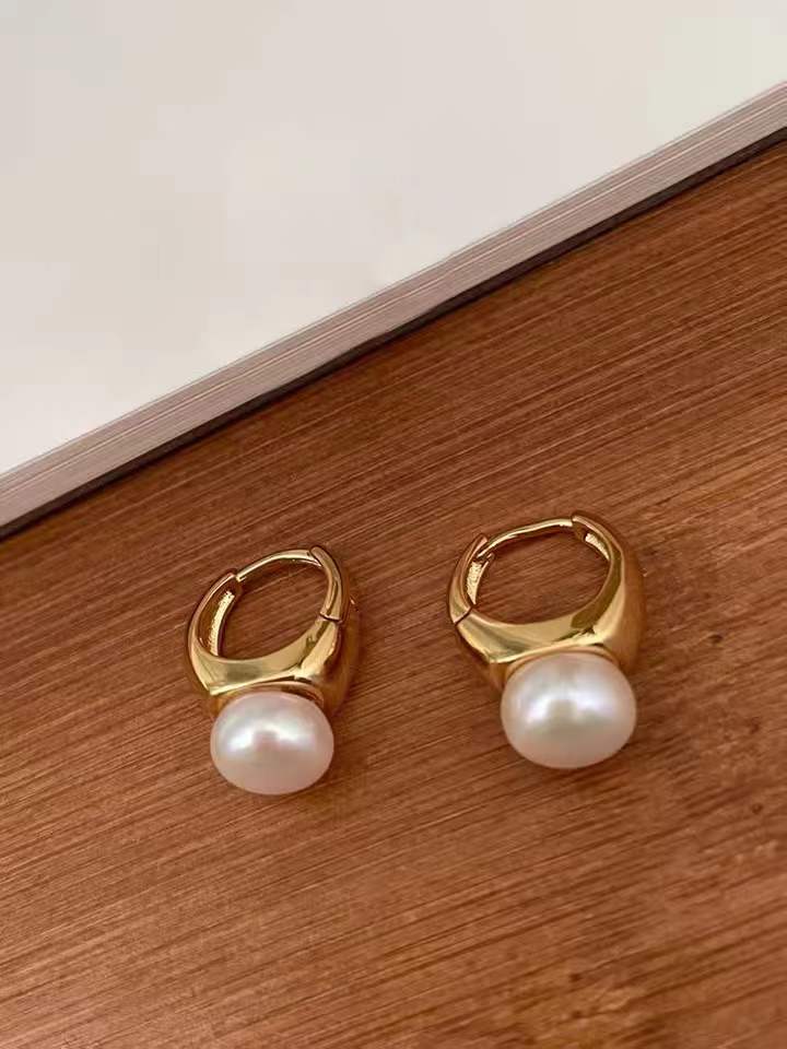18K Gold Freshwater Cultured Pearl Earrings for Women