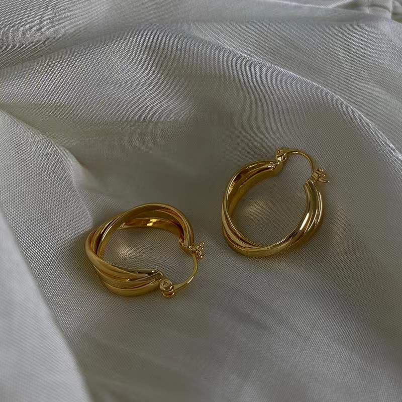 Twisted Gold Hoop Vintage Earrings for Women